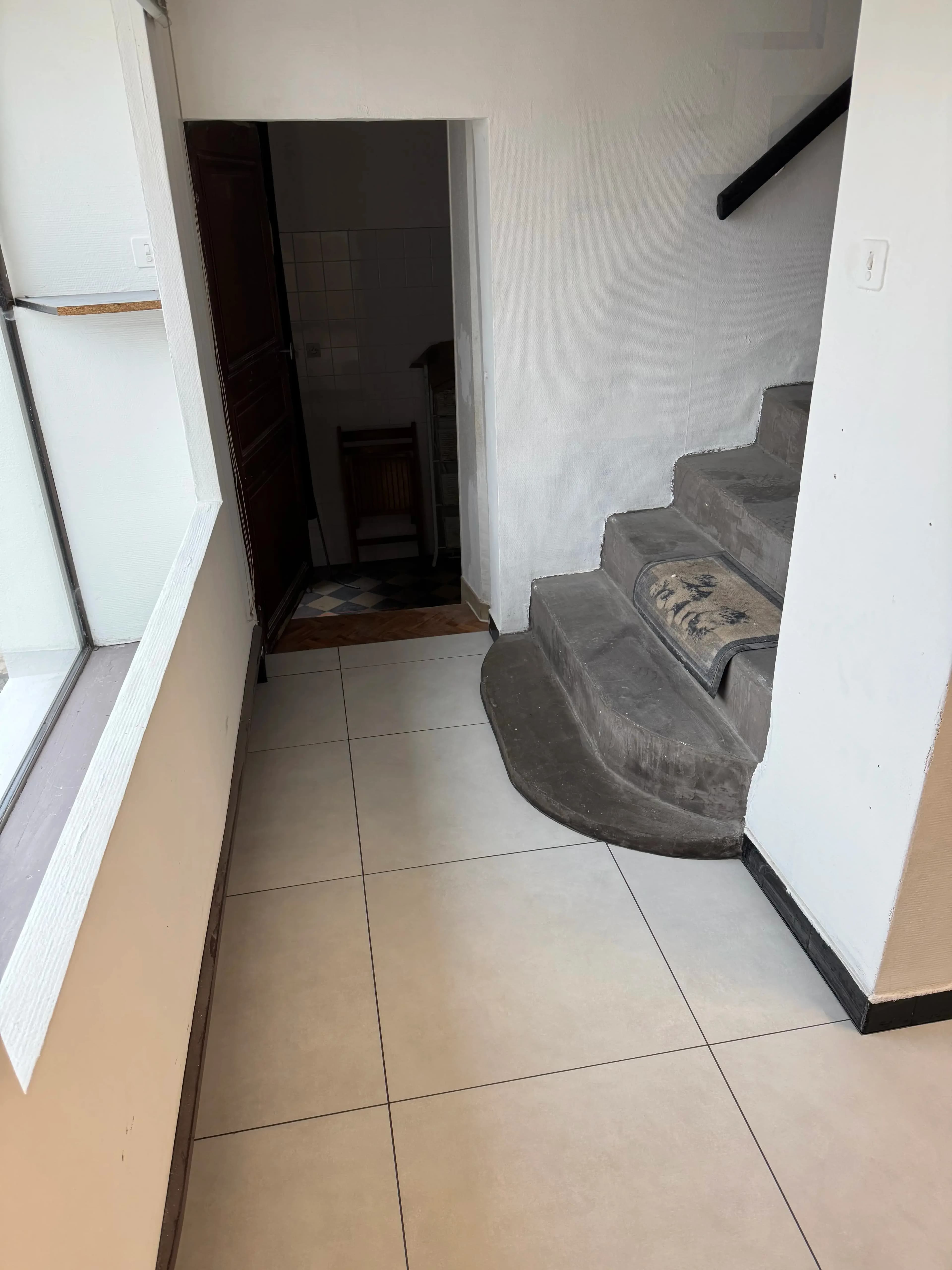 Pose de carrelage sol - Maison complète à Charnay-lès-Mâcon - Galerie - Carrelage Mâcon - HBM Carrelage - Image 3